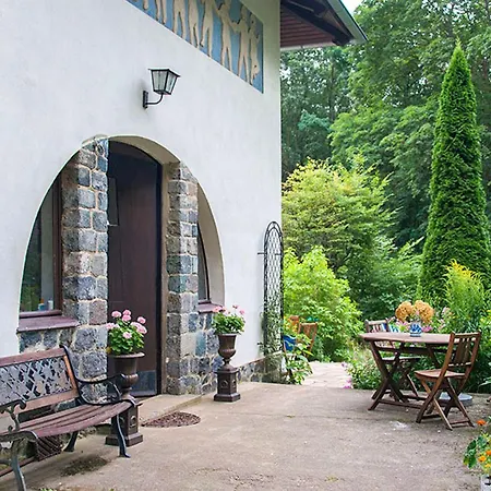 2 Bedroom Gorgeous In *