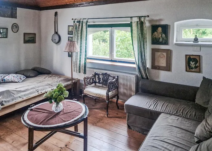 2 Bedroom Gorgeous In 別荘 *